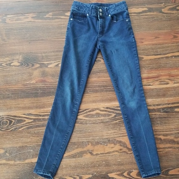 Mossimo Skinny Jeans - Picture 2 of 8